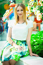 Date Ukrainian women veronika from chernomorsk with Blonde hair age 55 photo-5