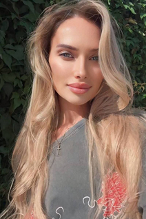 Date ukrainian inna from kiev with Blonde hair age 36