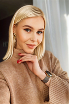 Beautiful ukrainian bride natalia from austin with Blonde hair age 24 photo-5