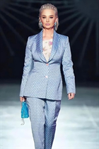 Femme parfaite alla de rome avec Blond cheveux, âge 58 photo-8