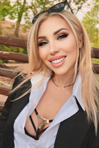 Hermosa mujer ucraniana inna de odessa con pelo Rubio y edad 49 photo-4