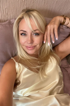 Femme parfaite elena de vienna avec Blond cheveux, âge 51 photo-12