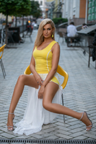 Femme allemande viktoria de frankfurt am main avec Blond cheveux 46 ans photo-9