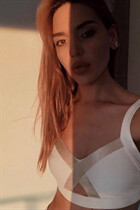 Dating a ukrainian girl natasha from odessa with Light Brown hair age 33 photo-4