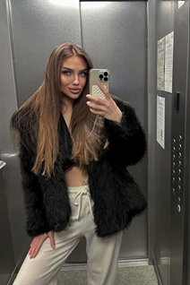 Femme ukrainienne julia de lviv avec Chatain clairs cheveux, âge 28