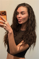 Ukrainian girl victoria from zaporizhzhia with Dark Brown hair age 24 photo-19