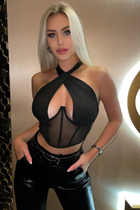 Femme parfaite katerina de hamburg avec Blond cheveux, âge 26 photo-3
