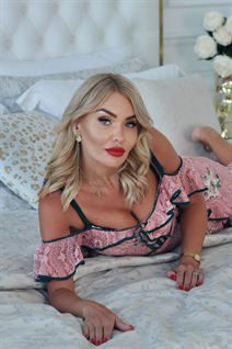 Beautiful Ukrainian girl inesa from odessa with Blonde hair age 46