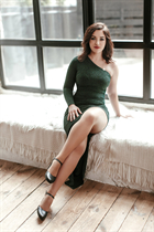 Ukrainian woman for dating yana from dnepr with Dark Brown hair age 35 photo-6