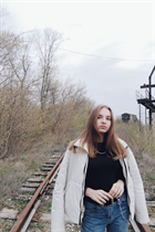 Beautiful ukrainian girl yuliia from lviv with Light Brown hair age 24 photo-8