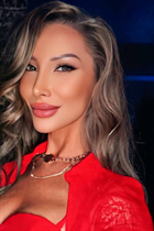 Ukrainian woman tatiana from kiev with Blonde hair age 43