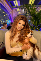 Sortir avec une femme allemande tatiana de berlin avec Chatain clairs cheveux 27 ans photo-6