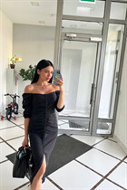 Slavic women yana from kiev with Black hair age 30 photo-4