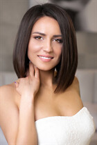 Dating a ukrainian girl angelica from dnepr with Dark Brown hair age 29