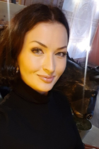 Date ukrainian marina from kiev with Black hair age 43 photo-4