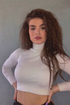 Beautiful woman of ukrainian valeria from cherkassy with Black hair age 25 photo-4