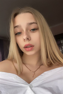 Beautiful ukraine bride iryna from kiev with Blonde hair age 22