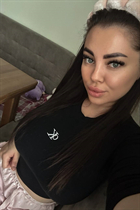 Ukrainian wife yuliia from kyiv with Black hair age 31 photo-24