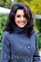 Dating moldovan girl silvia from slobozia with Dark Brown hair age 32 photo-8