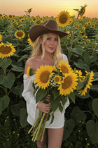Dating a german woman julia from bad sassendorf with Blonde hair 44 years old photo-4