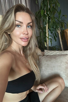 Perfect woman kseniia from london with Blonde hair age 39 photo-1