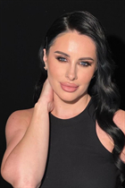 Beautiful Ukrainian woman natalia from kiev with Black hair age 29 photo-5