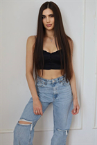 Dating a ukrainian woman bertina from kharkov with Dark Brown hair age 32 photo-2