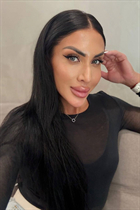 Bride from vienna anna with Black hair age 38
