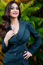 Ukrainian lady alina from poltava with Dark Brown hair age 33 photo-9