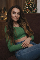 Slavic women elena from dnepr with Dark Brown hair age 42 photo-14