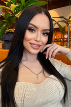 Czech girl elena from prague with Dark Brown hair 30 years old photo-1