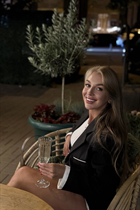 Date ukrainian inna from kiev with Blonde hair age 37 photo-11