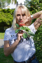Ukrainian wife anna from dnepr with Blonde hair age 35 photo-28