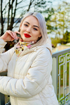 Beautiful woman of ukrainian elena from dnepr with Blonde hair age 49 photo-13