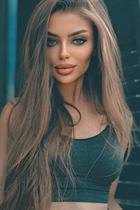 Femme parfaite tatiana de paris avec Chatain clairs cheveux, âge 40 photo-11