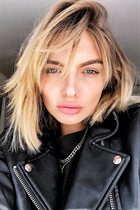 Ukrainian beauty anastasia from chernivtsi with Light Brown hair age 26