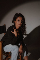 Hermosa mujer de Ucrania tatiana de nikolaev con pelo Negro y edad 30 photo-2