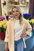 Girl from paris polina with Blonde hair age 48 photo-11