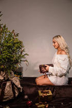 Pretty girl marina from warszawa with Blonde hair age 47 photo-100