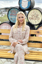 Hermosa mujer ucraniana elena de kiev con pelo Rubio y edad 39 photo-31