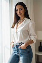 Ukrainian woman anna from kiev with Black hair age 38 photo-16