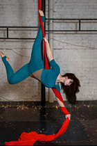 Dating a ukrainian woman valeriia from zaporozhye with Light Brown hair age 21 photo-9