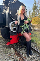 Ukrainian woman online irina from kiev with Blonde hair age 35 photo-3