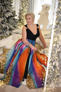 Dating ukrainian women svetlana from kharkov with Blonde hair age 50
