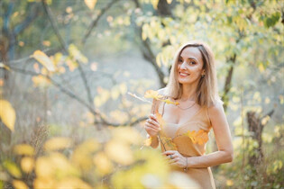 Ukrainian woman for marriage julia from zaporozhye with Blonde hair age 40 photo-19