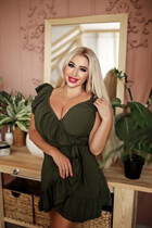 Ukrainian girl oksana from kharkov with Blonde hair age 41 photo-1