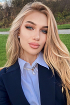 Ukrainian single woman inna from cherkassy with Blonde hair age 20 photo-5