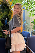 Beautiful single ukrainian woman ksenia from kiev with Blonde hair age 20 photo-1