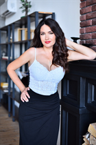 Mariée ukrainienne par correspondance nadiia de kiev avec Brunette cheveux, âge 48 photo-14