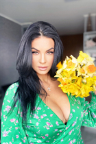 Ukrainian girl victoria from kiev with Dark Brown hair age 41 photo-9